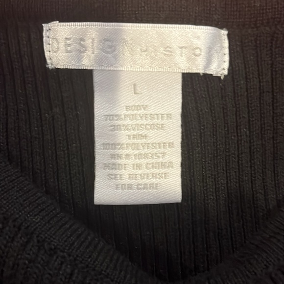 Black Ruffle & Ribbed Top - Picture 3 of 3